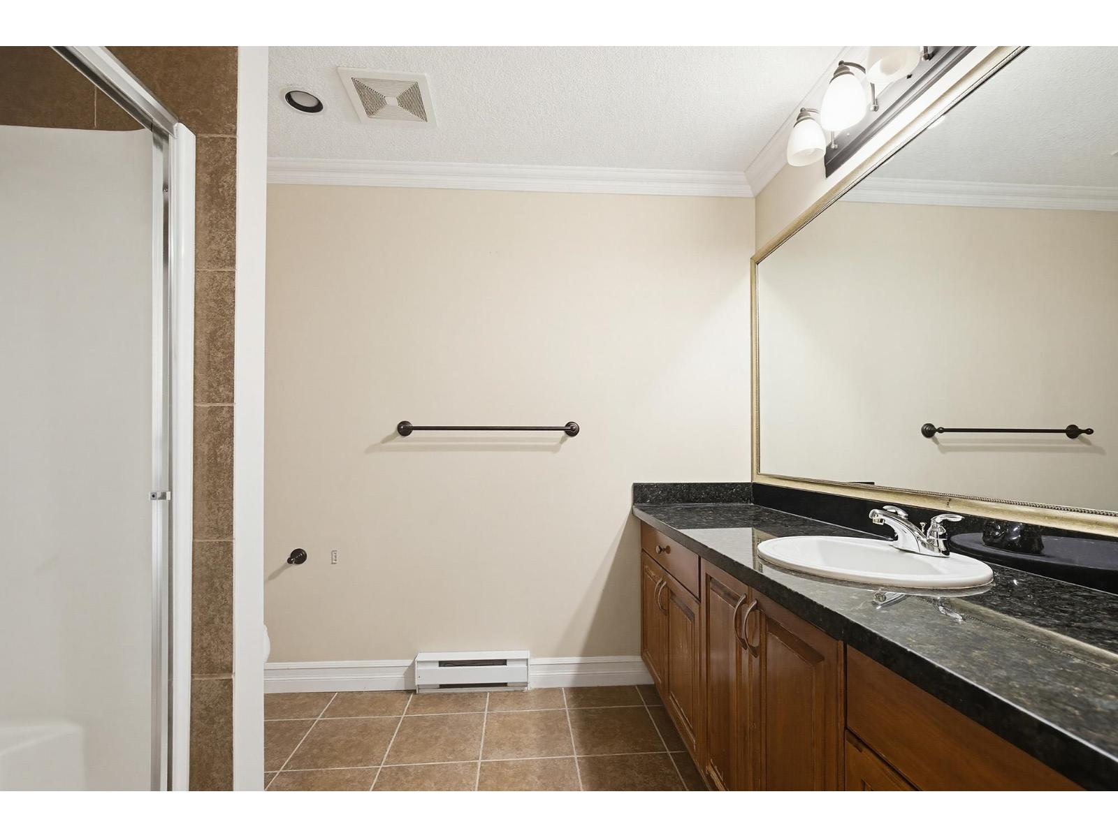 A120 33755 7th Avenue, Mission, British Columbia  V2V 0A4 - Photo 25 - R3123908