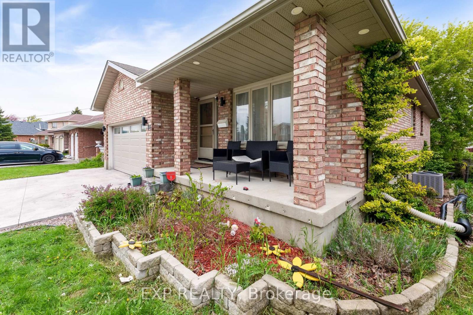 86 Kristina Crescent, London South, Ontario  N6E 3V4 - Photo 2 - X13059162