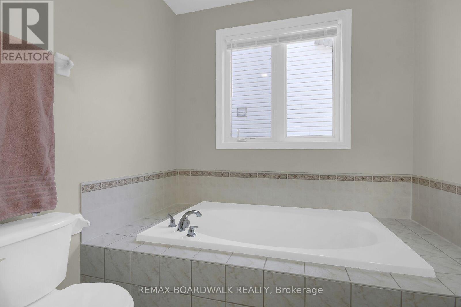 48 Maricona Way, Ottawa, Ontario  K2T 1H2 - Photo 33 - X13081178