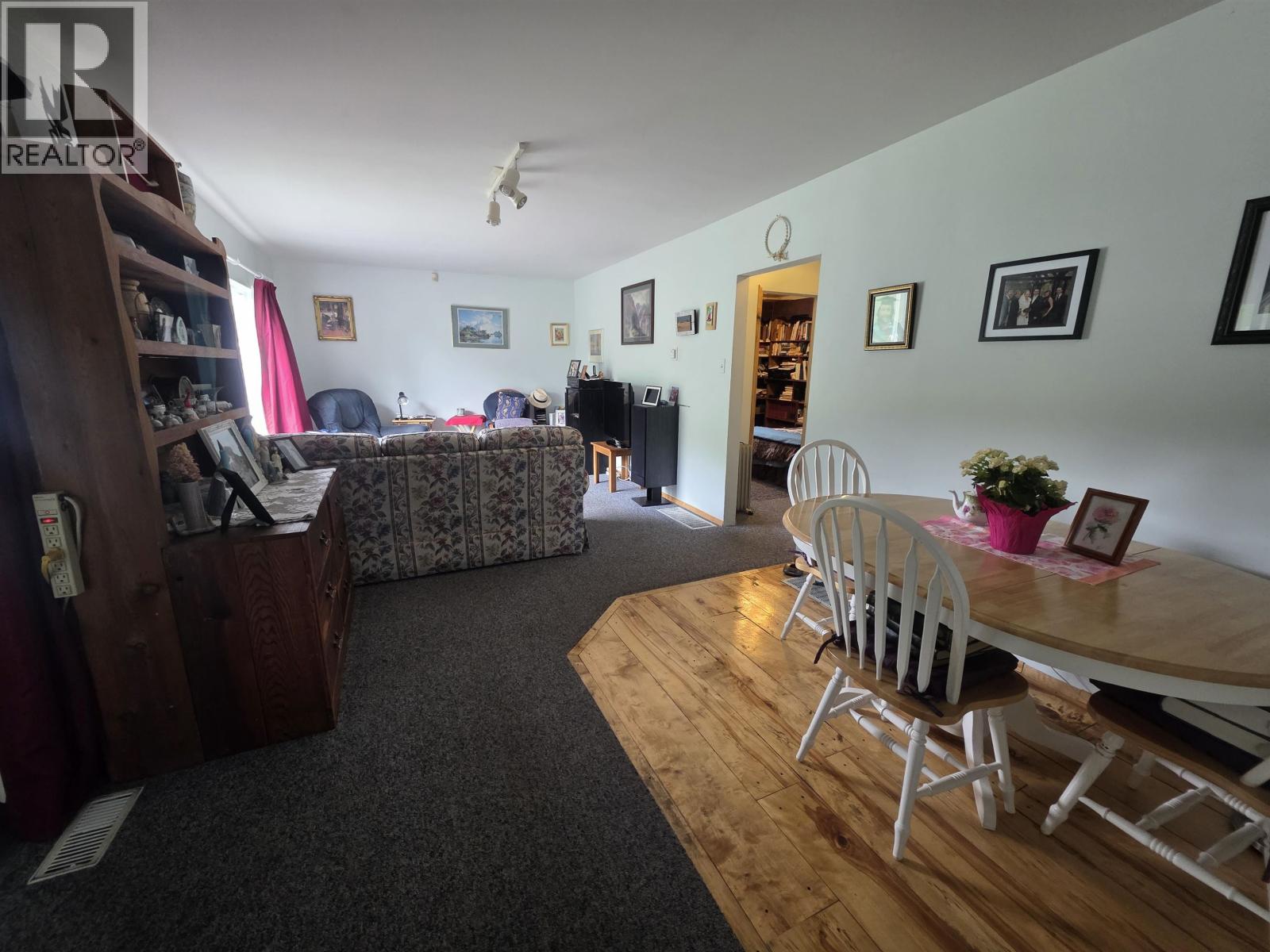 3940 Old Lakelse Lake Drive, Terrace, British Columbia  V8G 3V1 - Photo 15 - R3124021