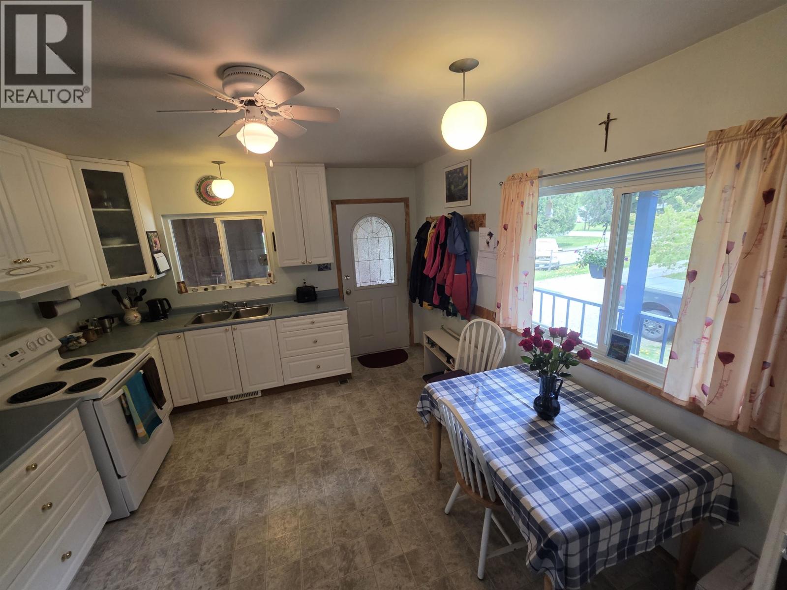 3940 Old Lakelse Lake Drive, Terrace, British Columbia  V8G 3V1 - Photo 9 - R3124021