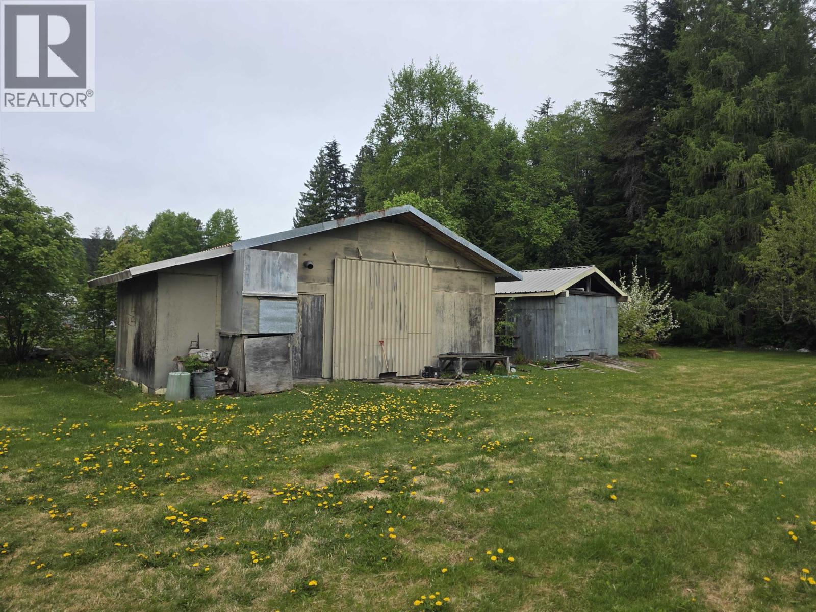 3940 Old Lakelse Lake Drive, Terrace, British Columbia  V8G 3V1 - Photo 29 - R3124021