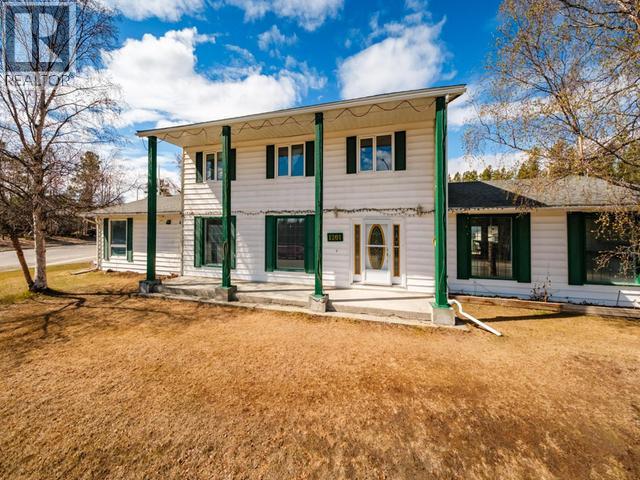 1201 Hickory Street, Whitehorse, Yukon  Y1A 4M4 - Photo 2 - 17255