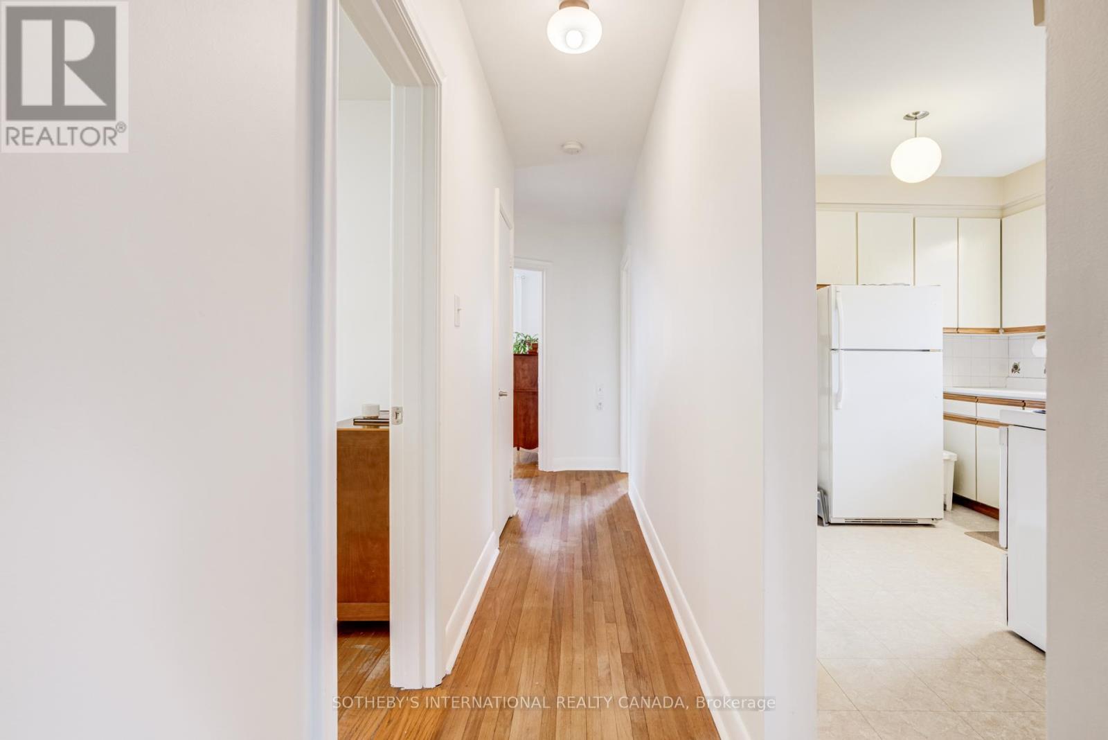 16 Paulart Drive, Toronto, Ontario  M9B 3V4 - Photo 18 - W13090680