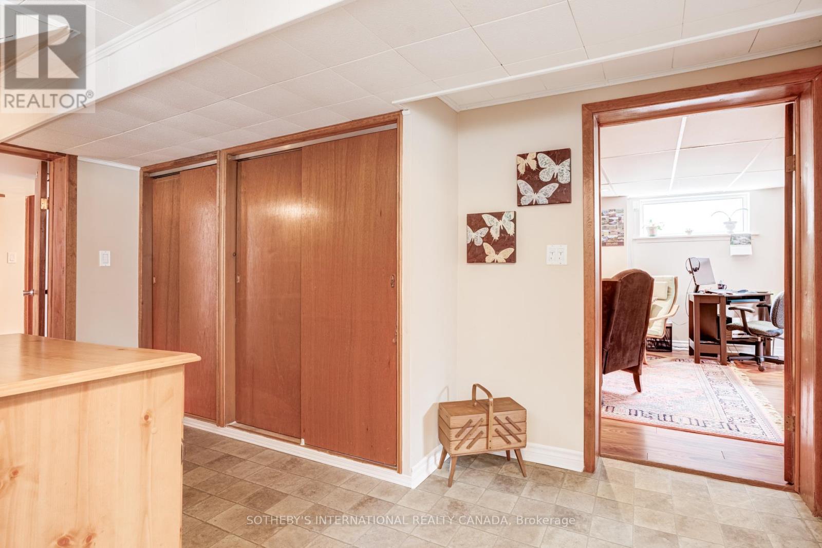 16 Paulart Drive, Toronto, Ontario  M9B 3V4 - Photo 31 - W13090680