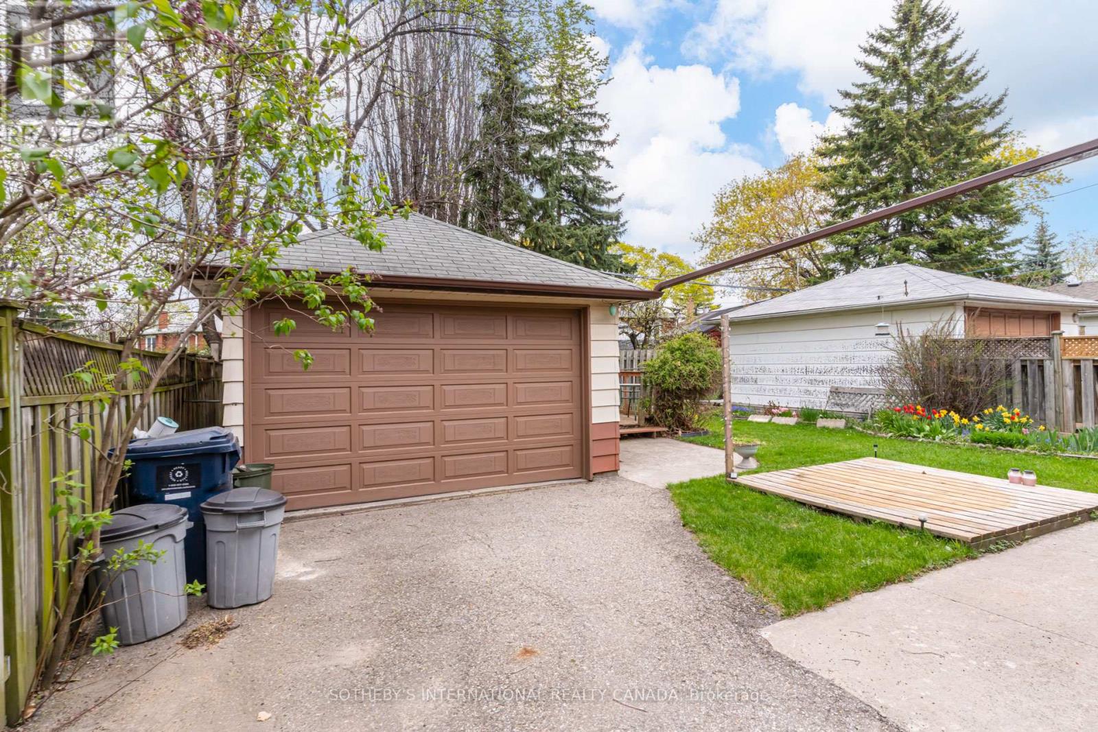 16 Paulart Drive, Toronto, Ontario  M9B 3V4 - Photo 42 - W13090680