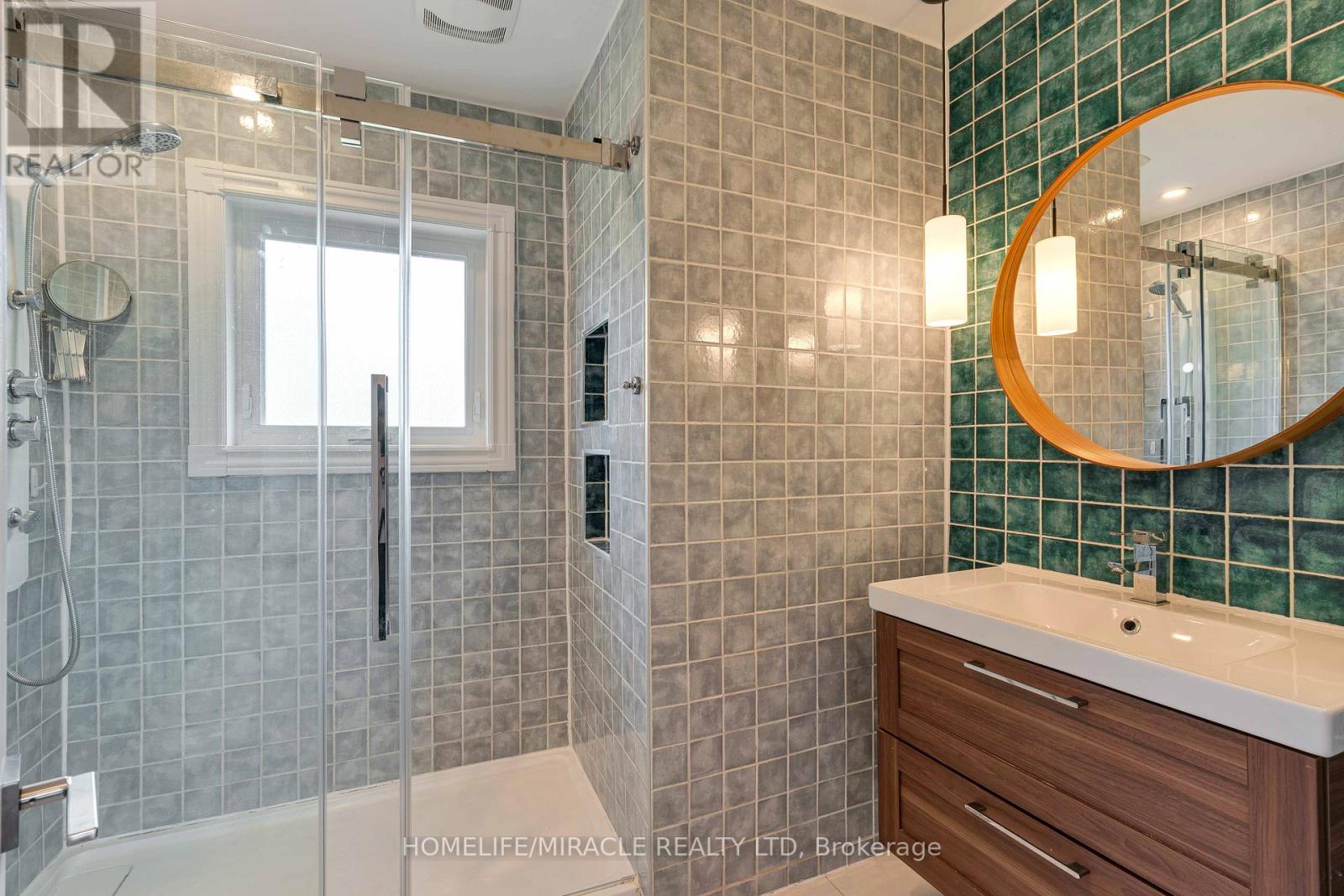 32 Durham Road, Hamilton, Ontario  L8E 1X1 - Photo 17 - X13131218