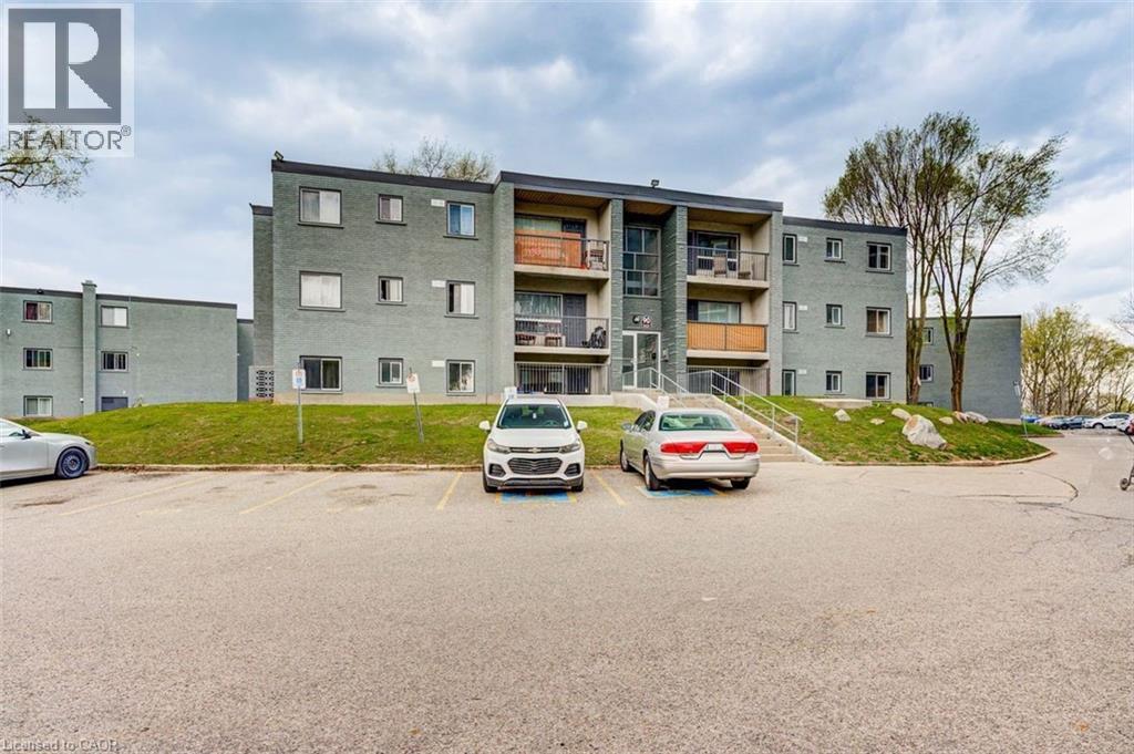 90 King Edward Avenue Unit# 10, London, Ontario  N5Z 3S9 - Photo 1 - 40830462