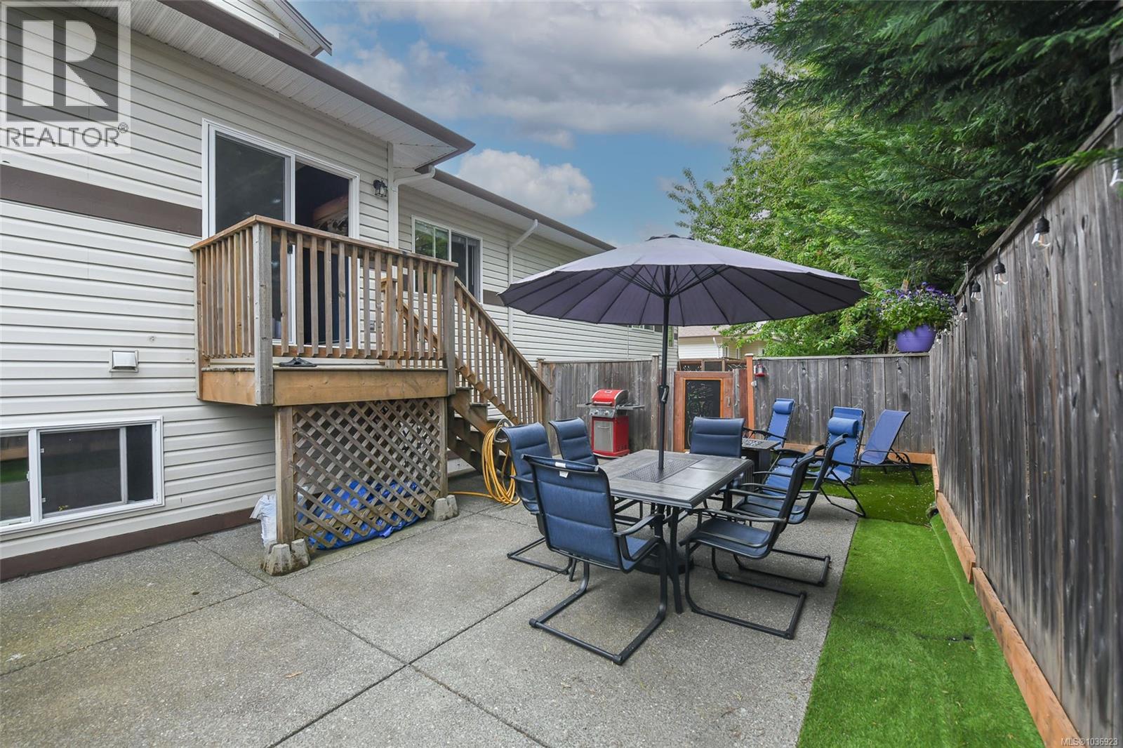 103 2727 1st St, Courtenay, British Columbia  V9N 9C8 - Photo 3 - 1036923