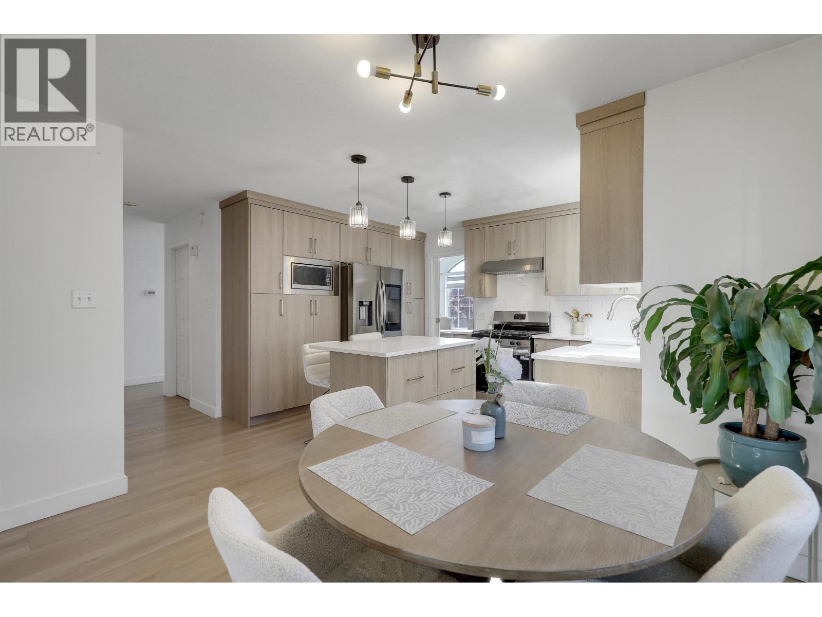 1931 Jacana Avenue, Port Coquitlam, British Columbia  V3C 5Y4 - Photo 9 - R3123571