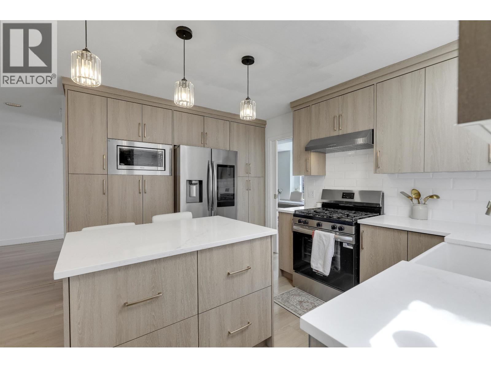 1931 Jacana Avenue, Port Coquitlam, British Columbia  V3C 5Y4 - Photo 7 - R3123571