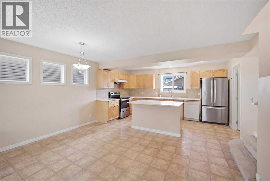 35 Saddlebrook Link Ne, Calgary, Alberta  T3J 0B4 - Photo 8 - A2310699