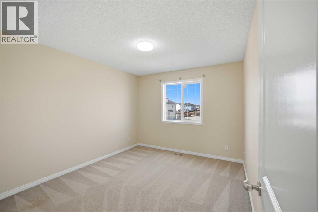 35 Saddlebrook Link Ne, Calgary, Alberta  T3J 0B4 - Photo 18 - A2310699