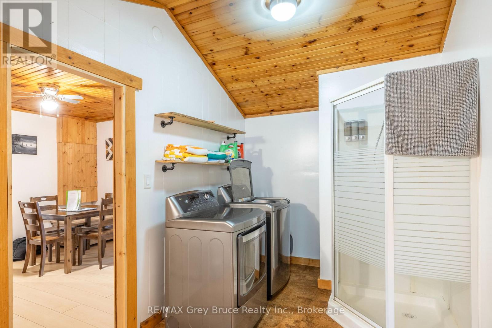 39 Cardinal Avenue, South Bruce Peninsula, Ontario  N0H 2T0 - Photo 15 - X13131278