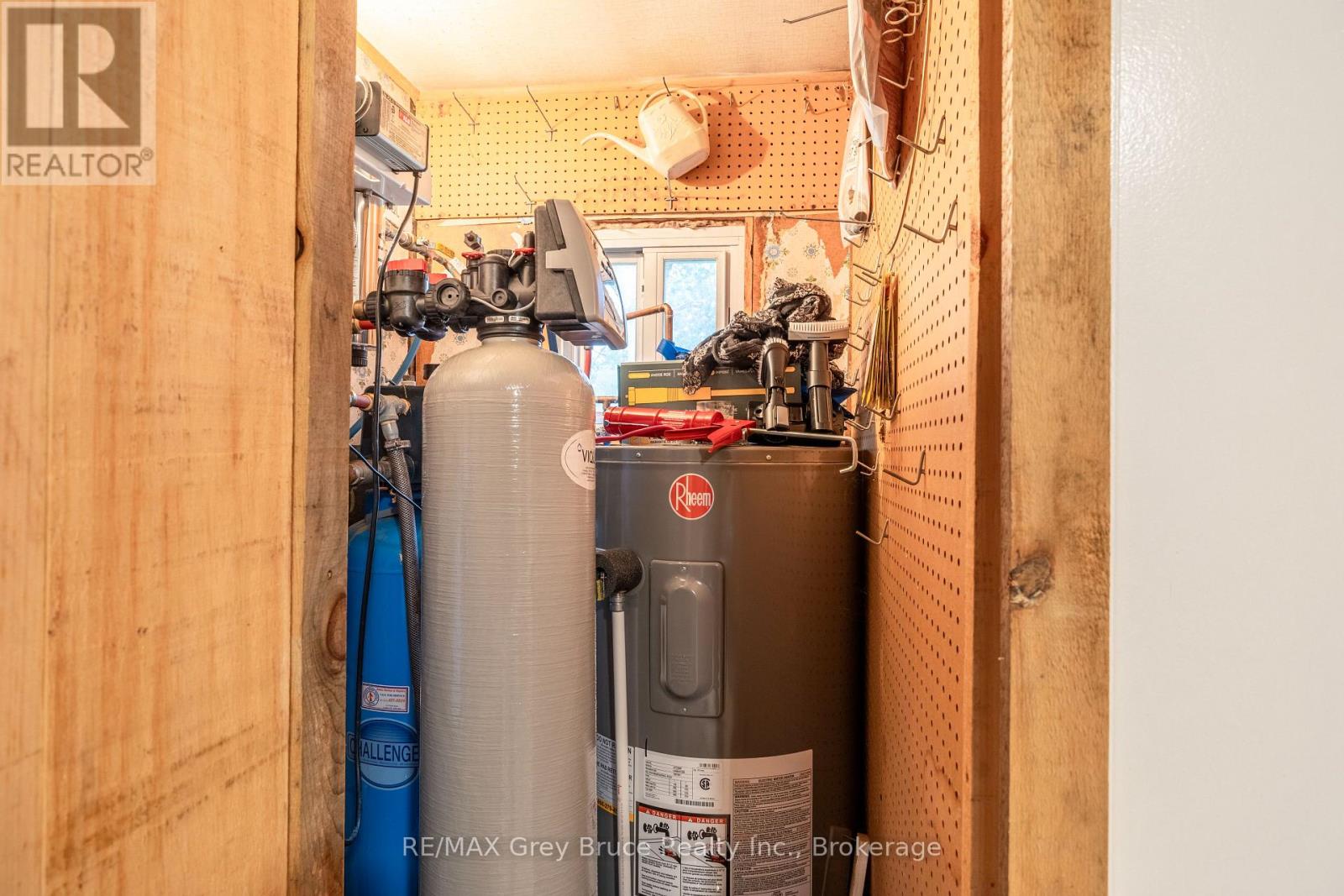 39 Cardinal Avenue, South Bruce Peninsula, Ontario  N0H 2T0 - Photo 17 - X13131278