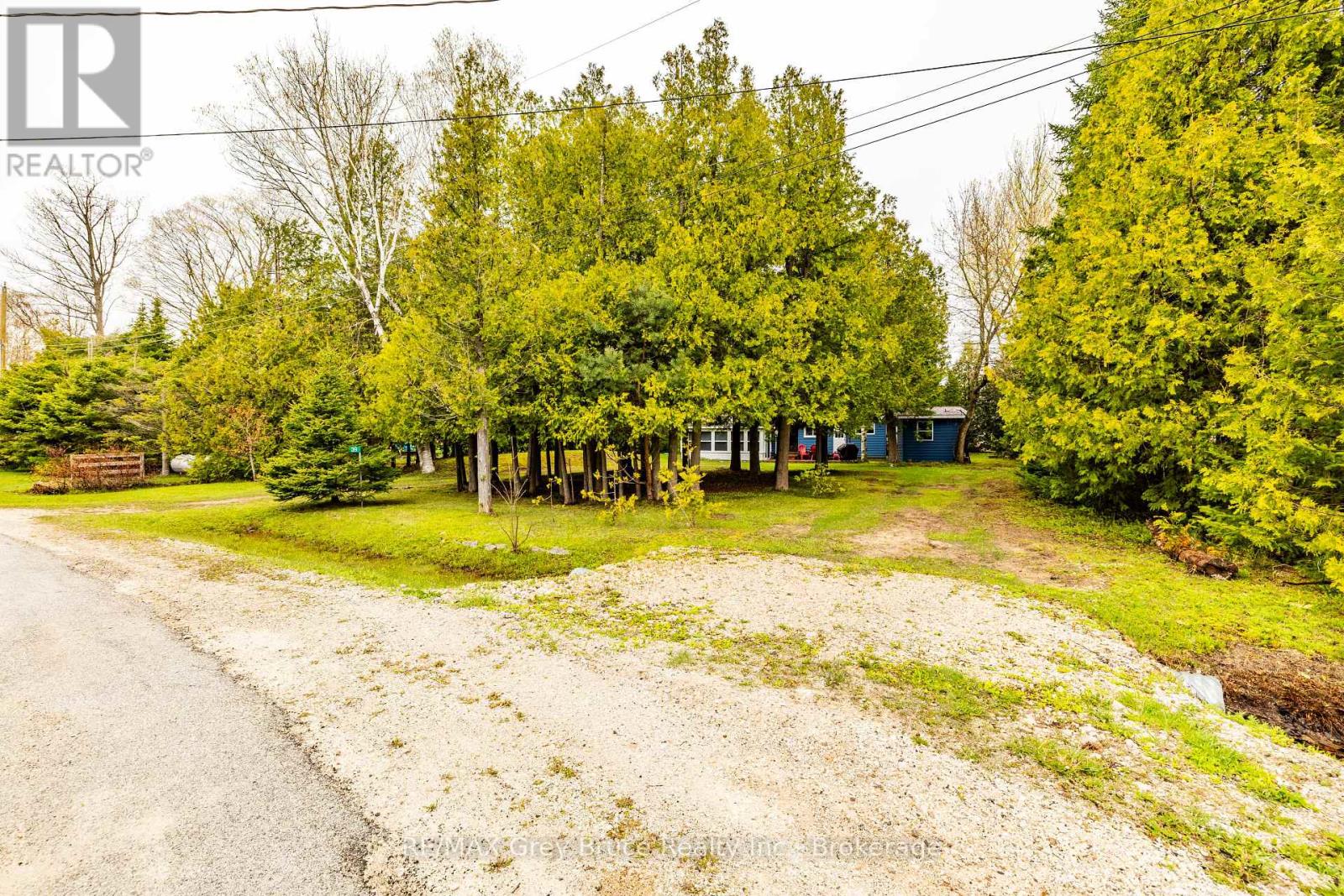 39 Cardinal Avenue, South Bruce Peninsula, Ontario  N0H 2T0 - Photo 22 - X13131278