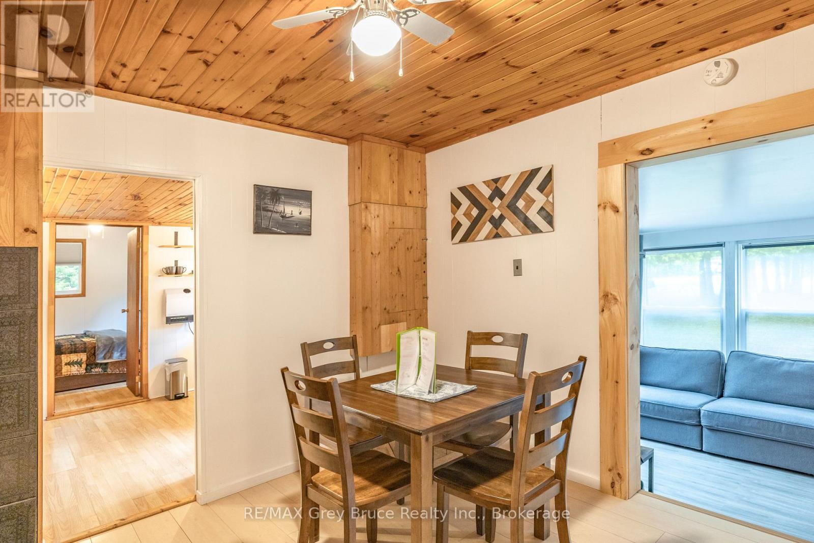 39 Cardinal Avenue, South Bruce Peninsula, Ontario  N0H 2T0 - Photo 8 - X13131278