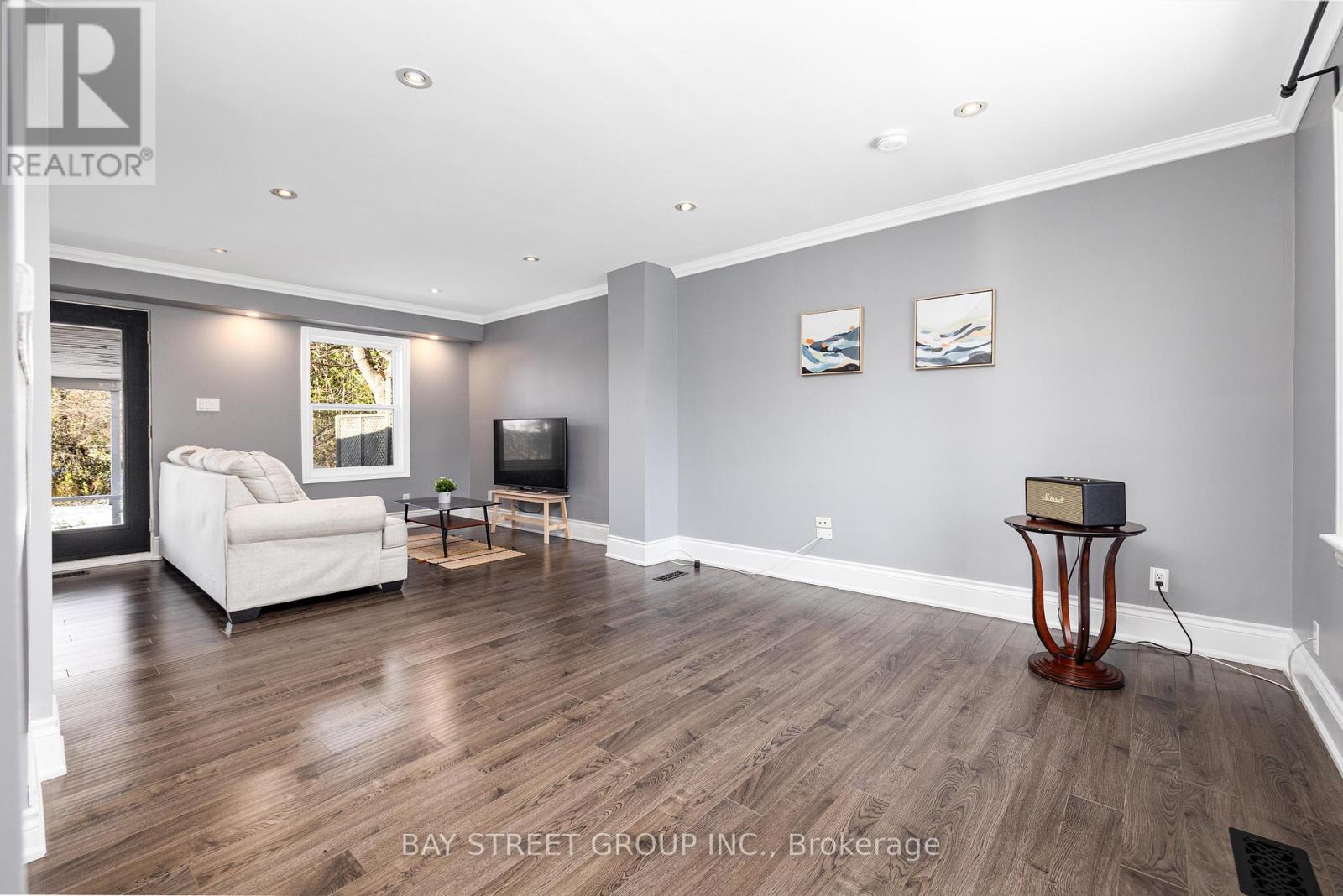 112 Bevdale Road, Toronto, Ontario  M2R 1L7 - Photo 2 - C13131244