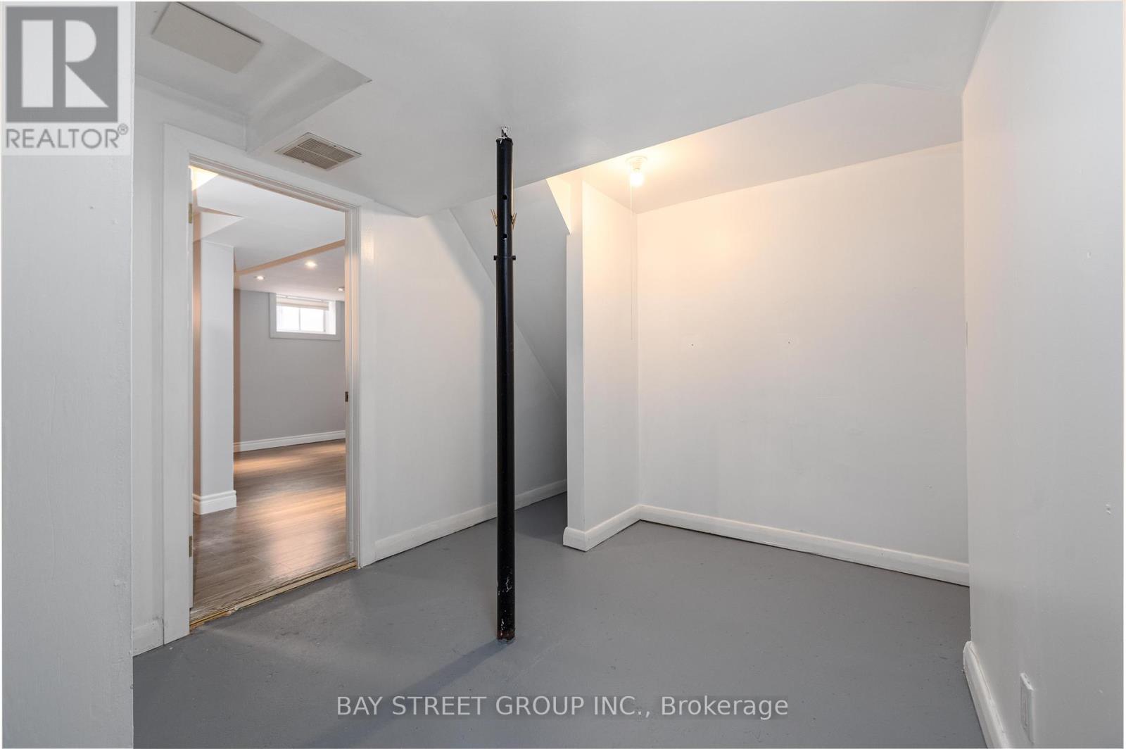 112 Bevdale Road, Toronto, Ontario  M2R 1L7 - Photo 32 - C13131244