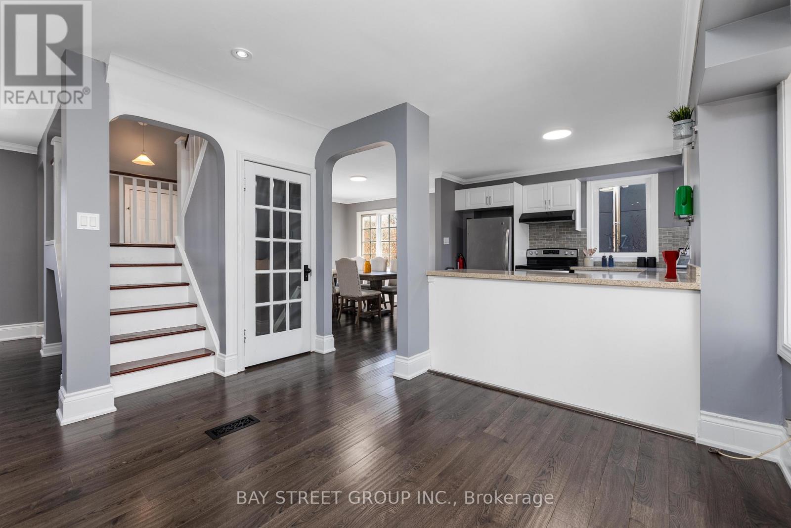 112 Bevdale Road, Toronto, Ontario  M2R 1L7 - Photo 6 - C13131244
