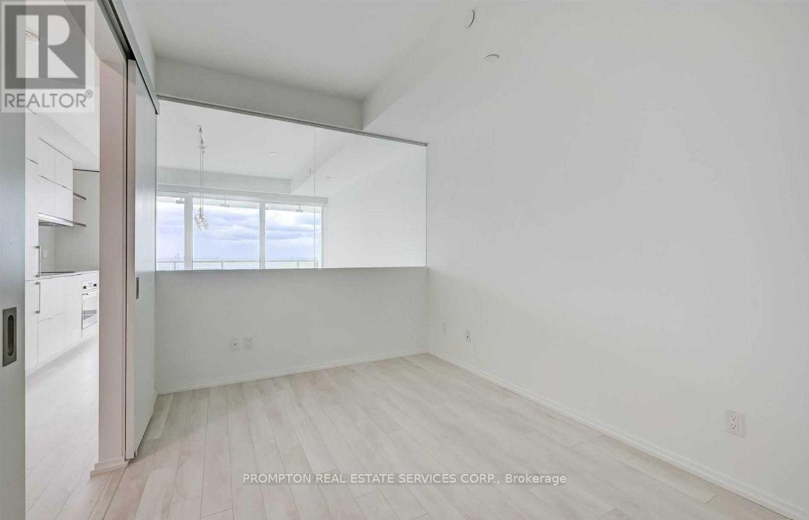 3511 - 197 Yonge Street, Toronto, Ontario  M5B 0C1 - Photo 3 - C13131320