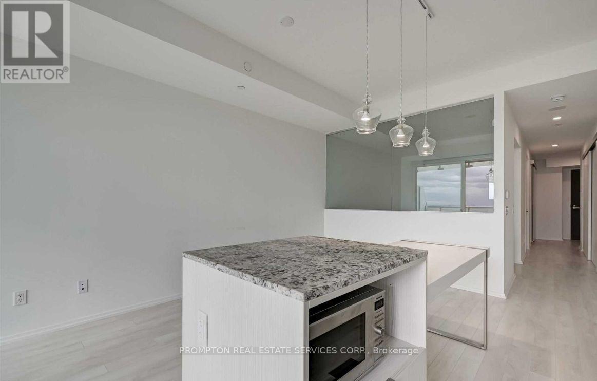3511 - 197 Yonge Street, Toronto, Ontario  M5B 0C1 - Photo 7 - C13131320