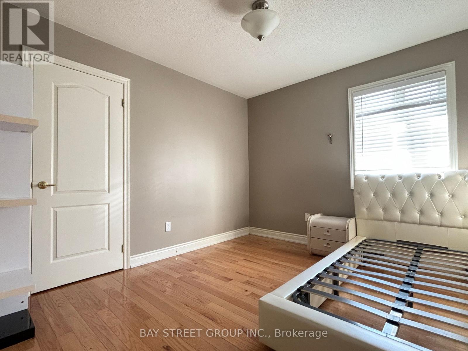 69 Princeton Avenue, Richmond Hill, Ontario  L4S 2E7 - Photo 13 - N13131304