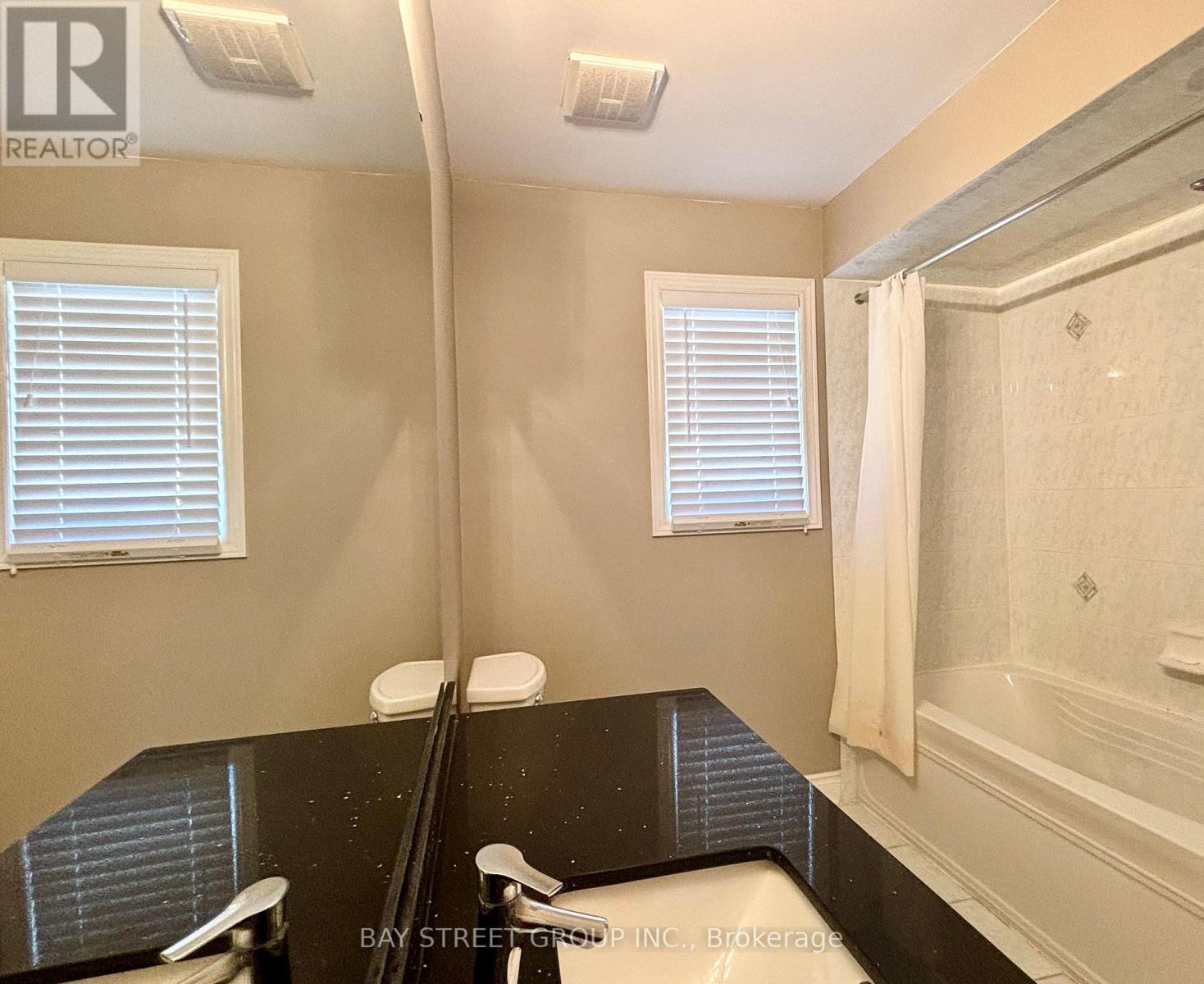 69 Princeton Avenue, Richmond Hill, Ontario  L4S 2E7 - Photo 18 - N13131304