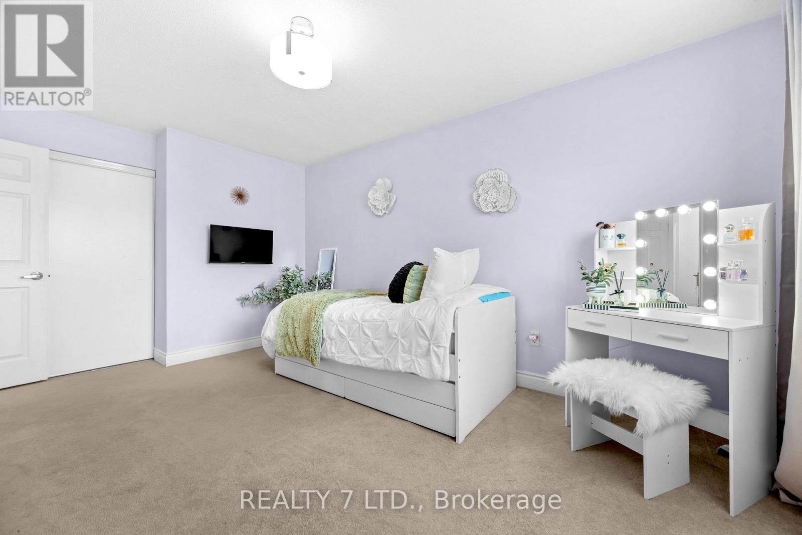 73 Bird Street, Barrie (Edgehill Drive), Ontario  L4N 0X3 - Photo 25 - S13131222