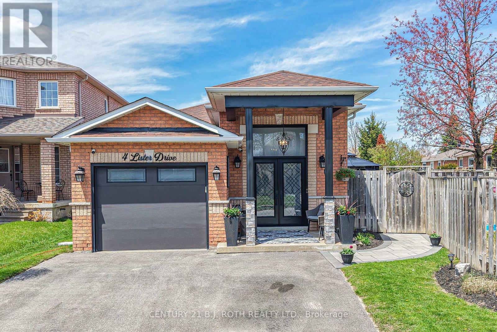 4 Lister Drive, Barrie (Holly), Ontario  L4N 0L5 - Photo 2 - S13131250
