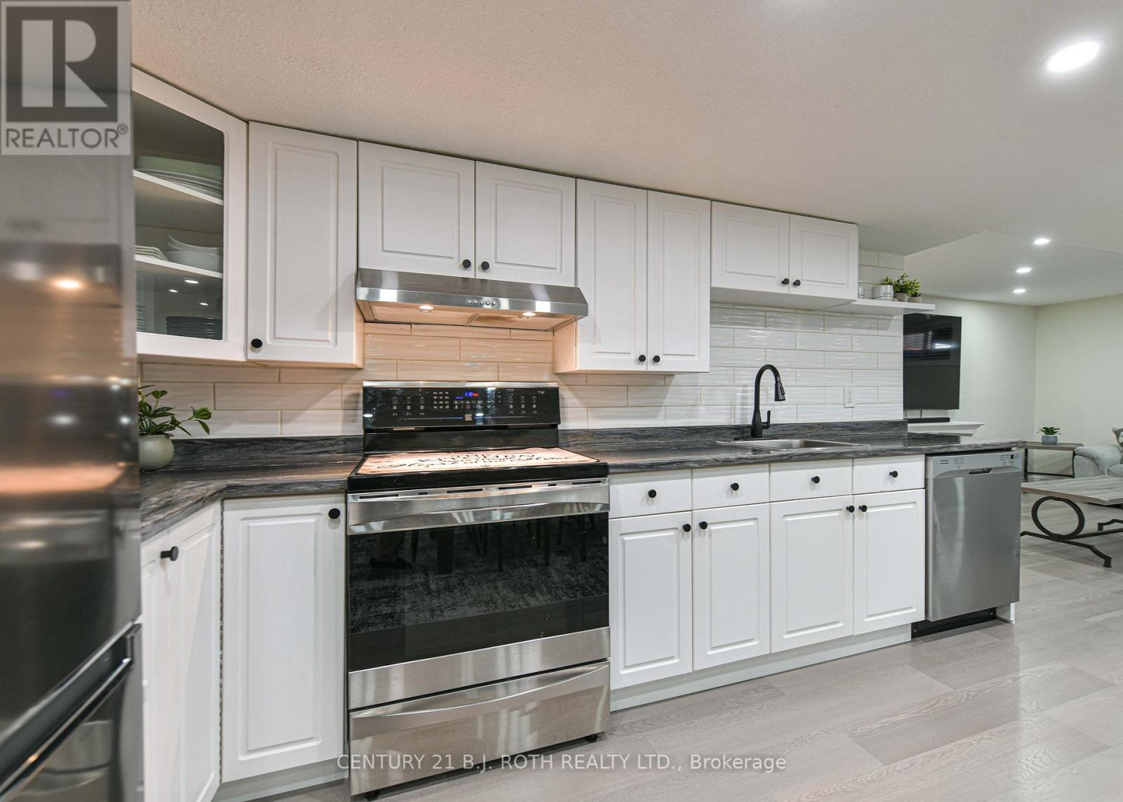 4 Lister Drive, Barrie (Holly), Ontario  L4N 0L5 - Photo 26 - S13131250