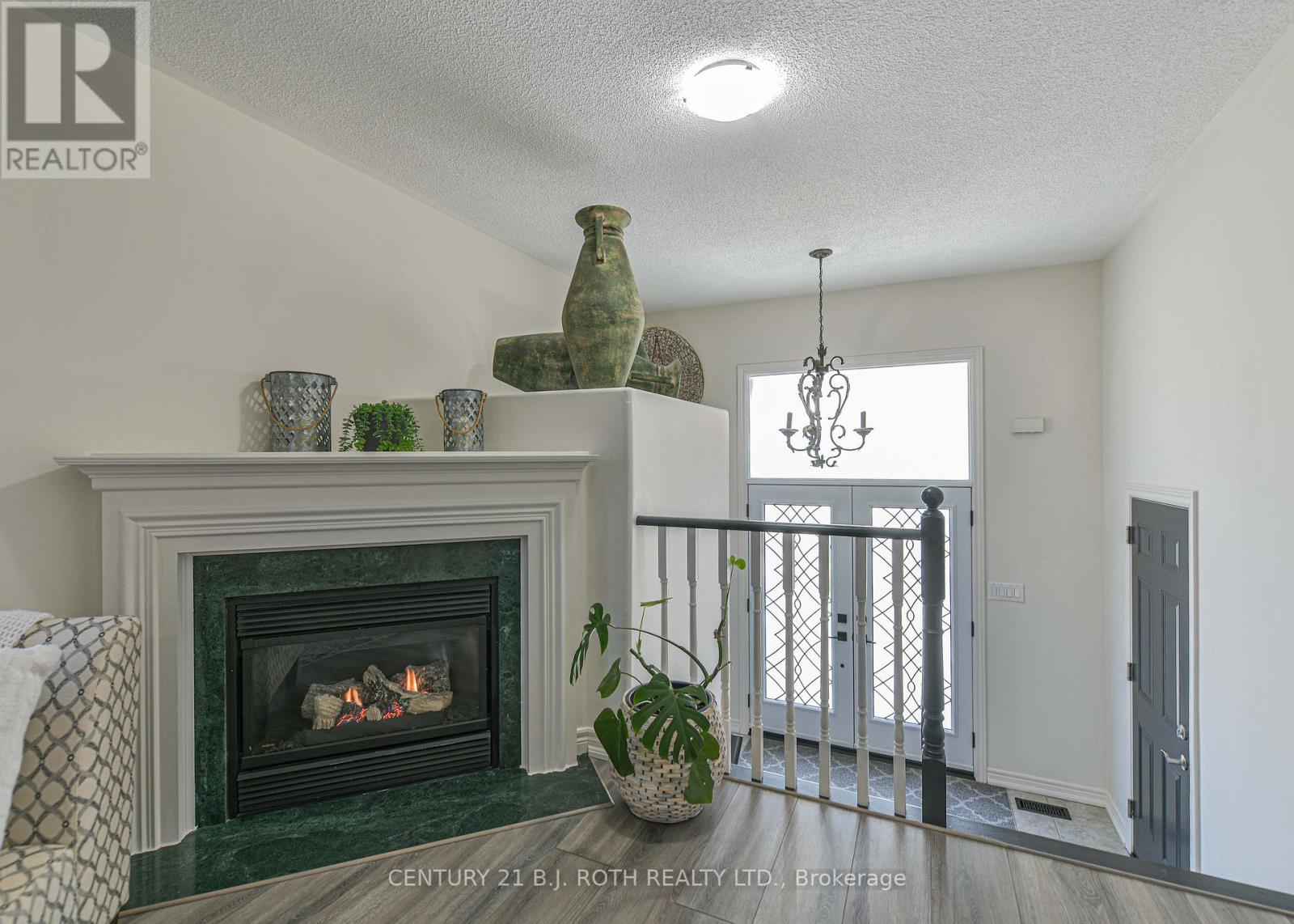 4 Lister Drive, Barrie (Holly), Ontario  L4N 0L5 - Photo 34 - S13131250