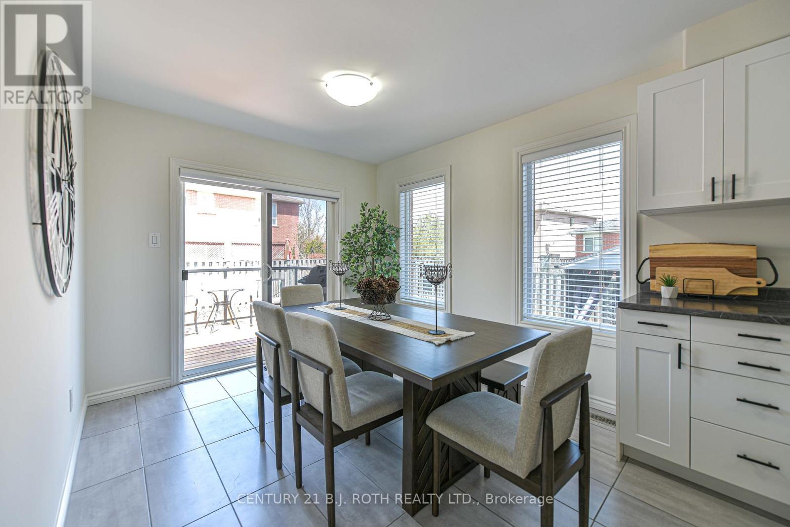 4 Lister Drive, Barrie (Holly), Ontario  L4N 0L5 - Photo 47 - S13131250