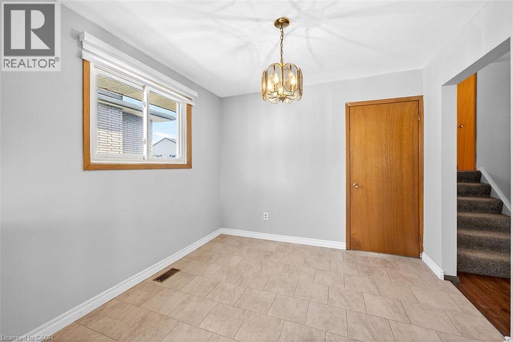 35 Rangeview Court, Hamilton, Ontario  L8W 1J5 - Photo 18 - 40823943