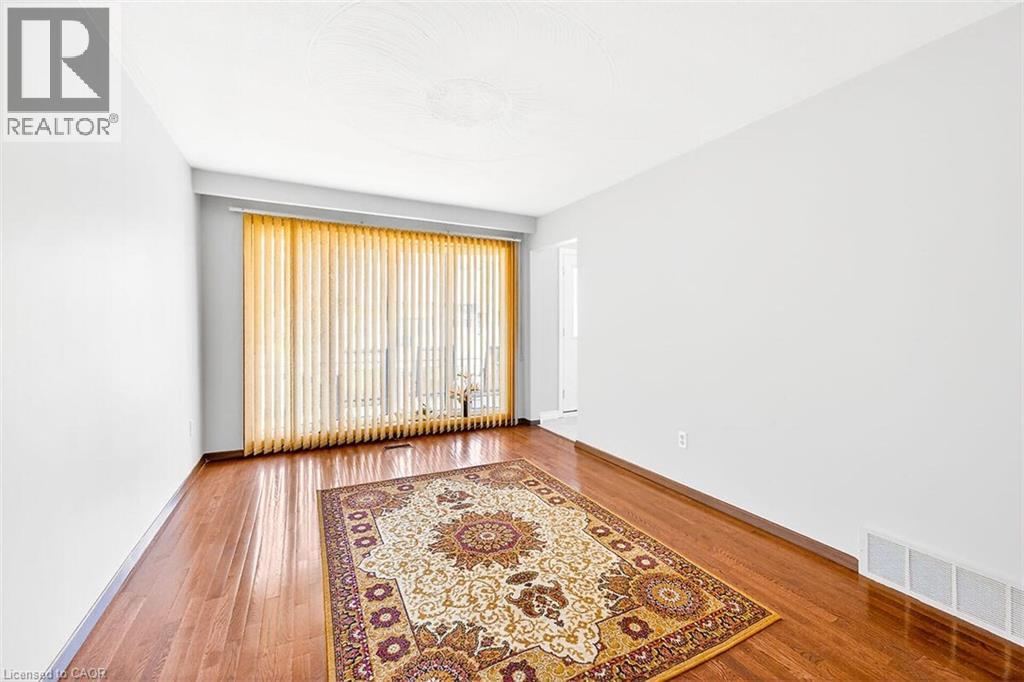 35 Rangeview Court, Hamilton, Ontario  L8W 1J5 - Photo 7 - 40823943