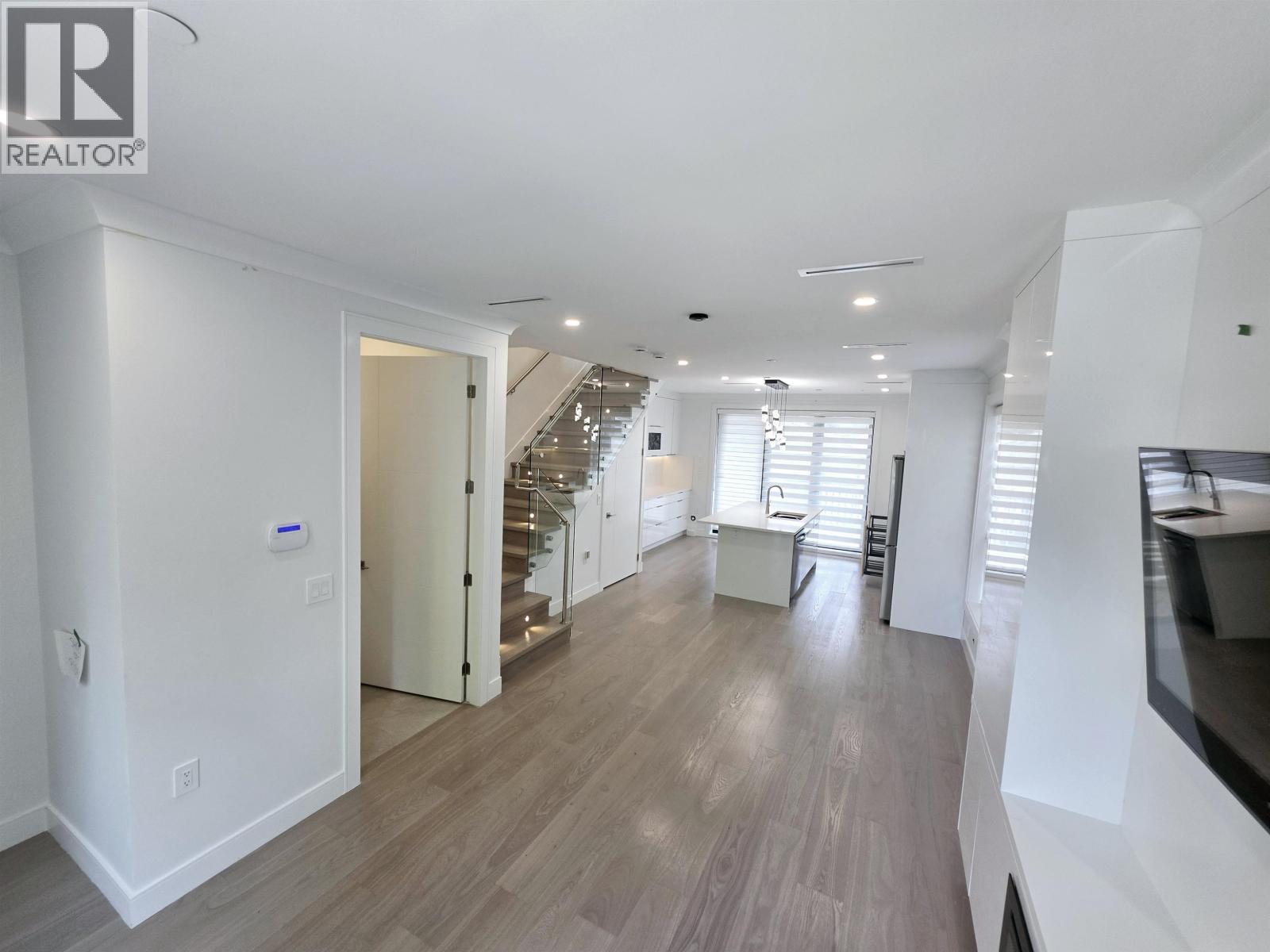 3466 28th Avenue, Vancouver, British Columbia  V5R 1T3 - Photo 13 - R3123888