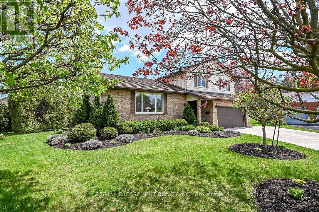 10 Normandy Court, Norfolk, Ontario N0E 1Y0 - Photo 2 - X13131322