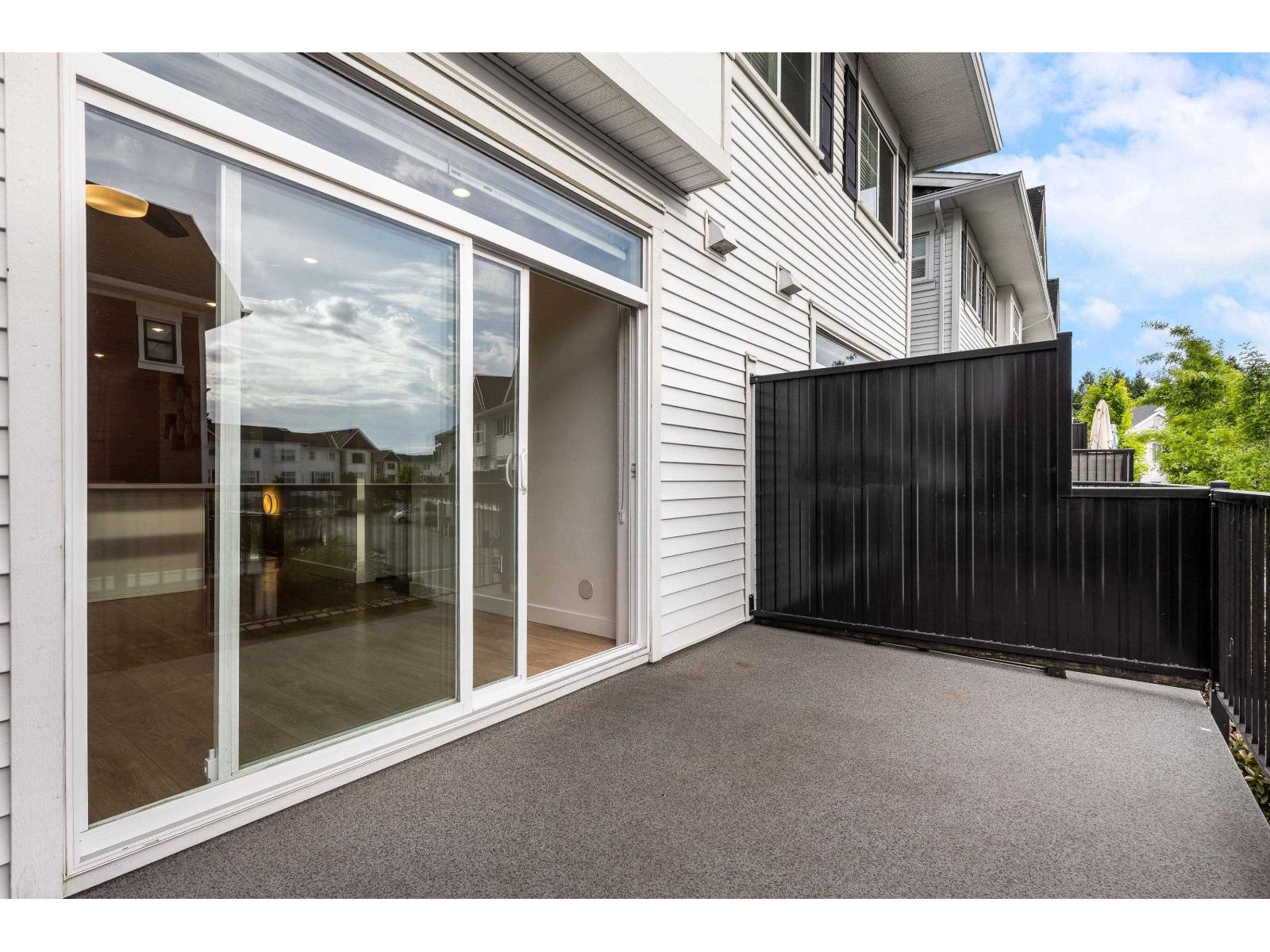 6 27735 Roundhouse Drive, Abbotsford, British Columbia  V4X 0B9 - Photo 12 - R3123915