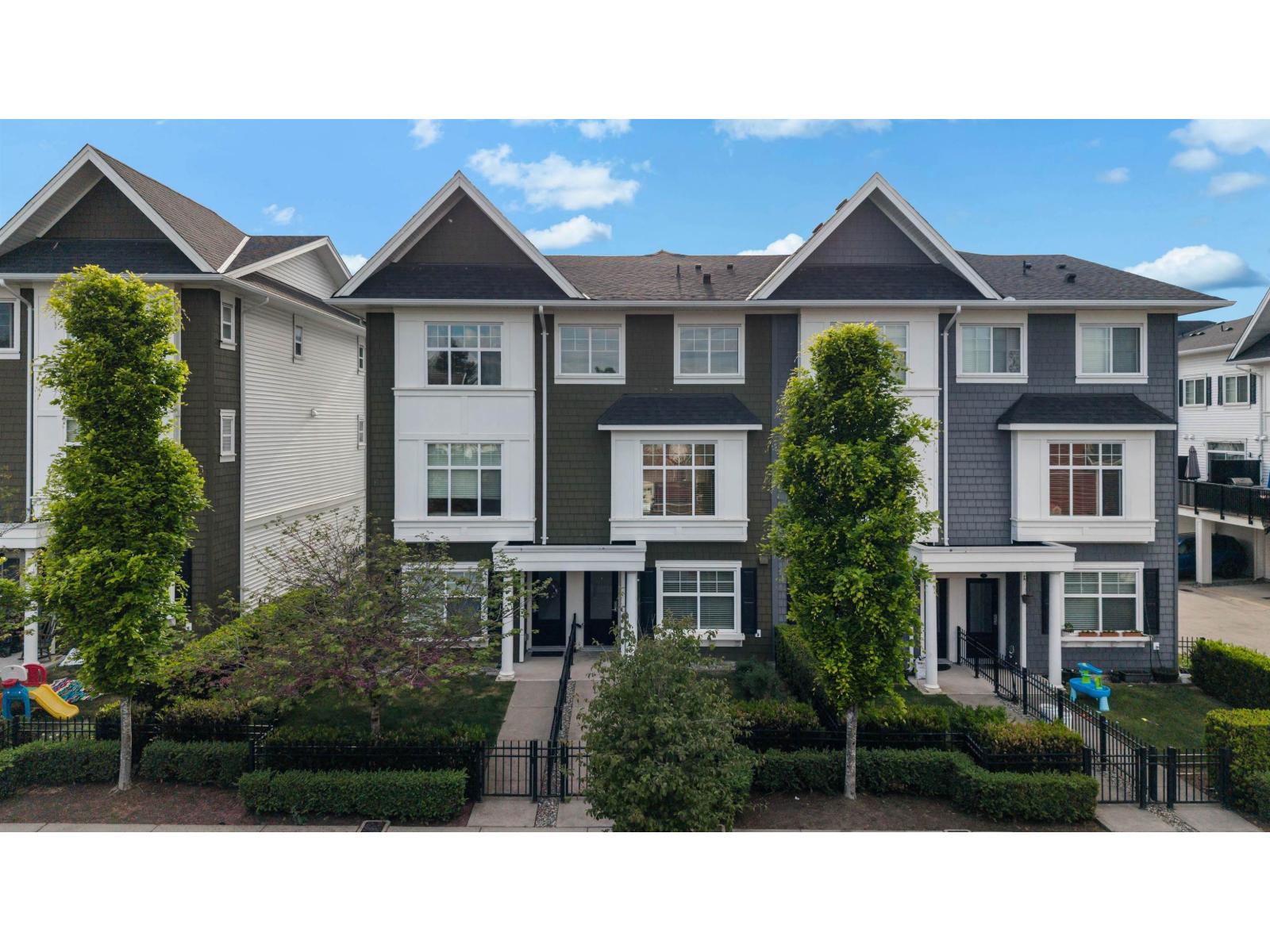 6 27735 Roundhouse Drive, Abbotsford, British Columbia  V4X 0B9 - Photo 37 - R3123915