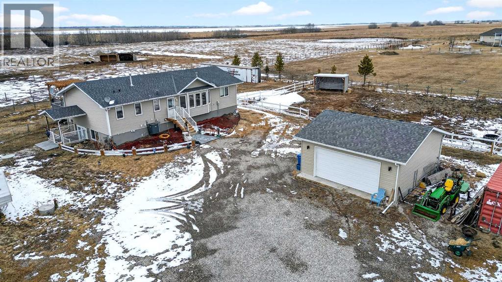 270092 Glenmore Trail, Rural Rocky View County, Alberta  T0J 1X0 - Photo 1 - A2298656
