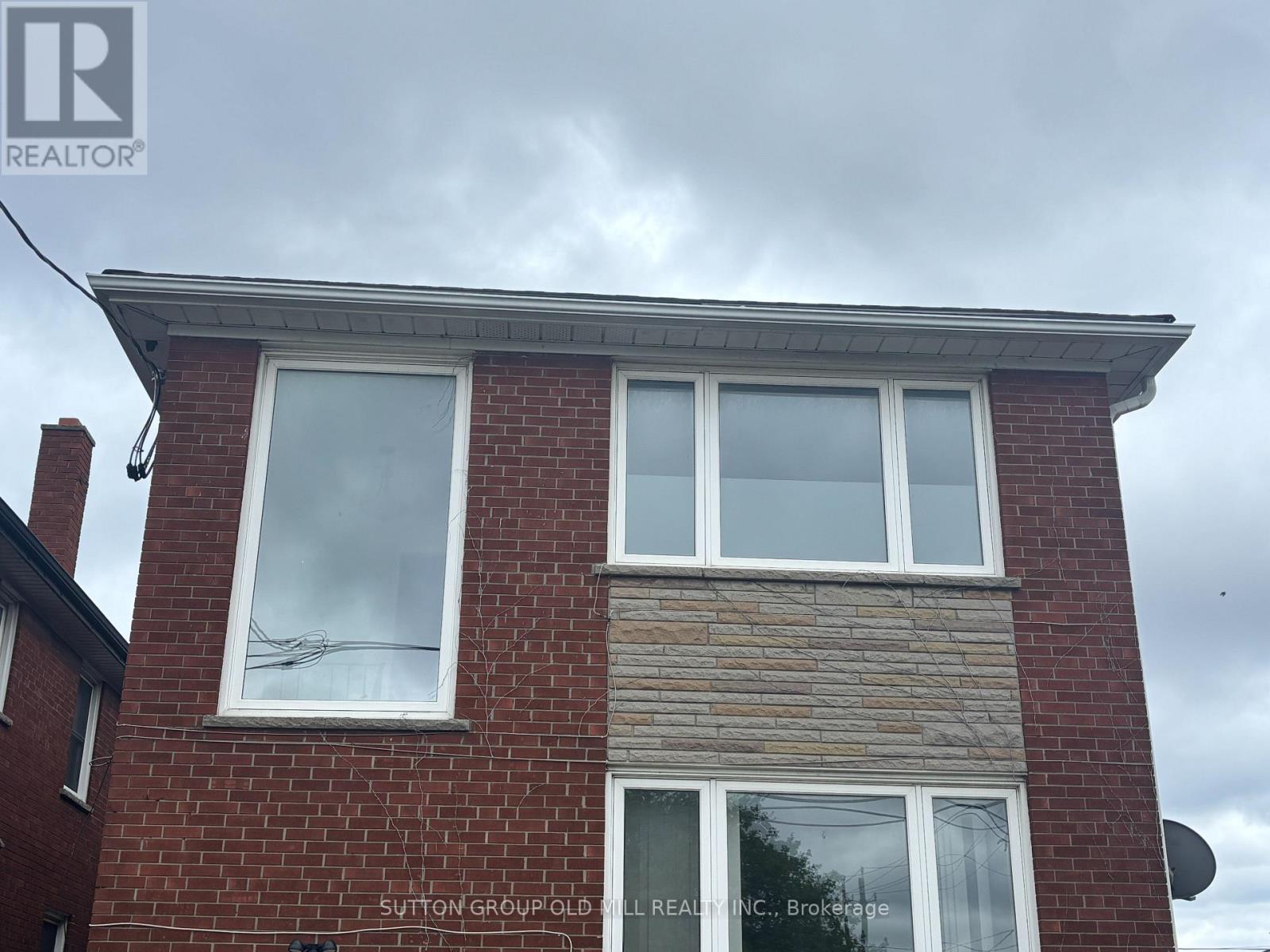 Upper - 85a Evans Avenue, Toronto, Ontario  M8Z 1H7 - Photo 3 - W13126180