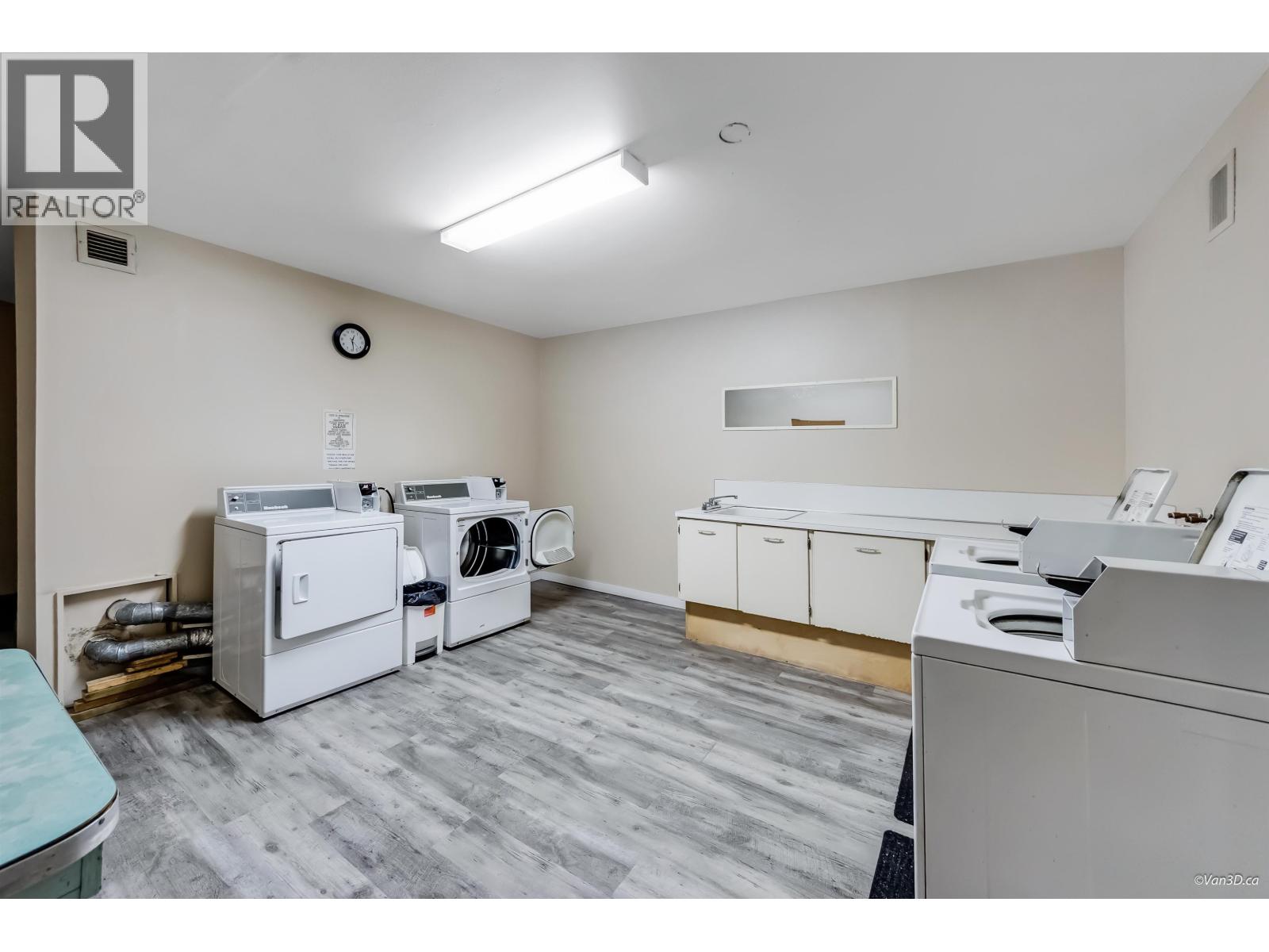 209 630 Clarke Road, Coquitlam, British Columbia  V3J 3X8 - Photo 17 - R3124041