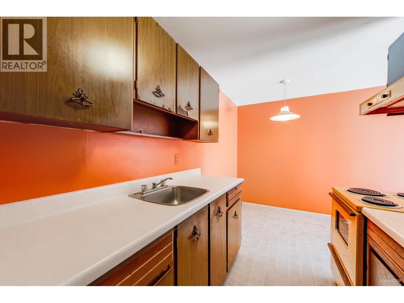 209 630 Clarke Road, Coquitlam, British Columbia  V3J 3X8 - Photo 7 - R3124041