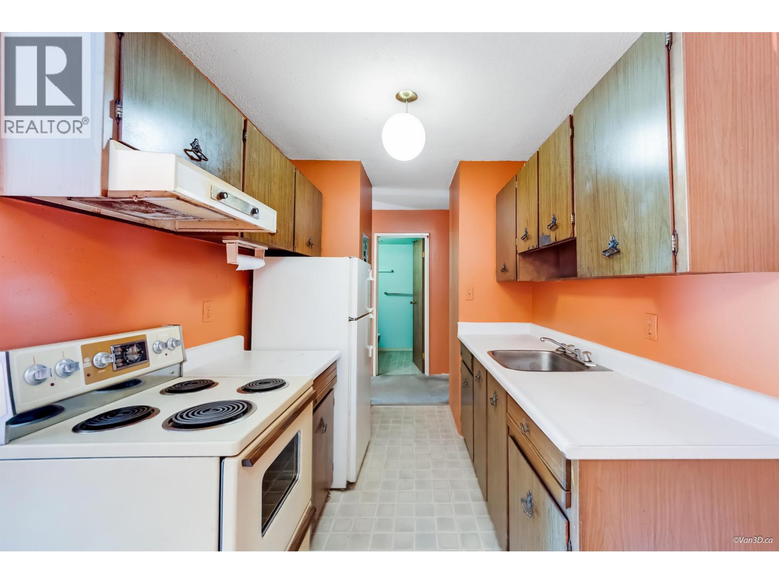 209 630 Clarke Road, Coquitlam, British Columbia  V3J 3X8 - Photo 9 - R3124041