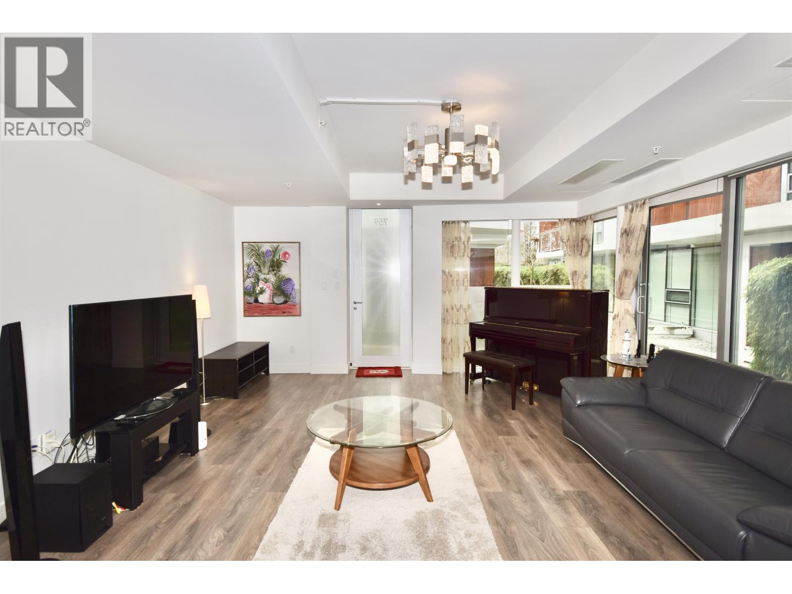 759 W 41st Avenue, Vancouver, British Columbia  V5Z 3M7 - Photo 5 - R3124047