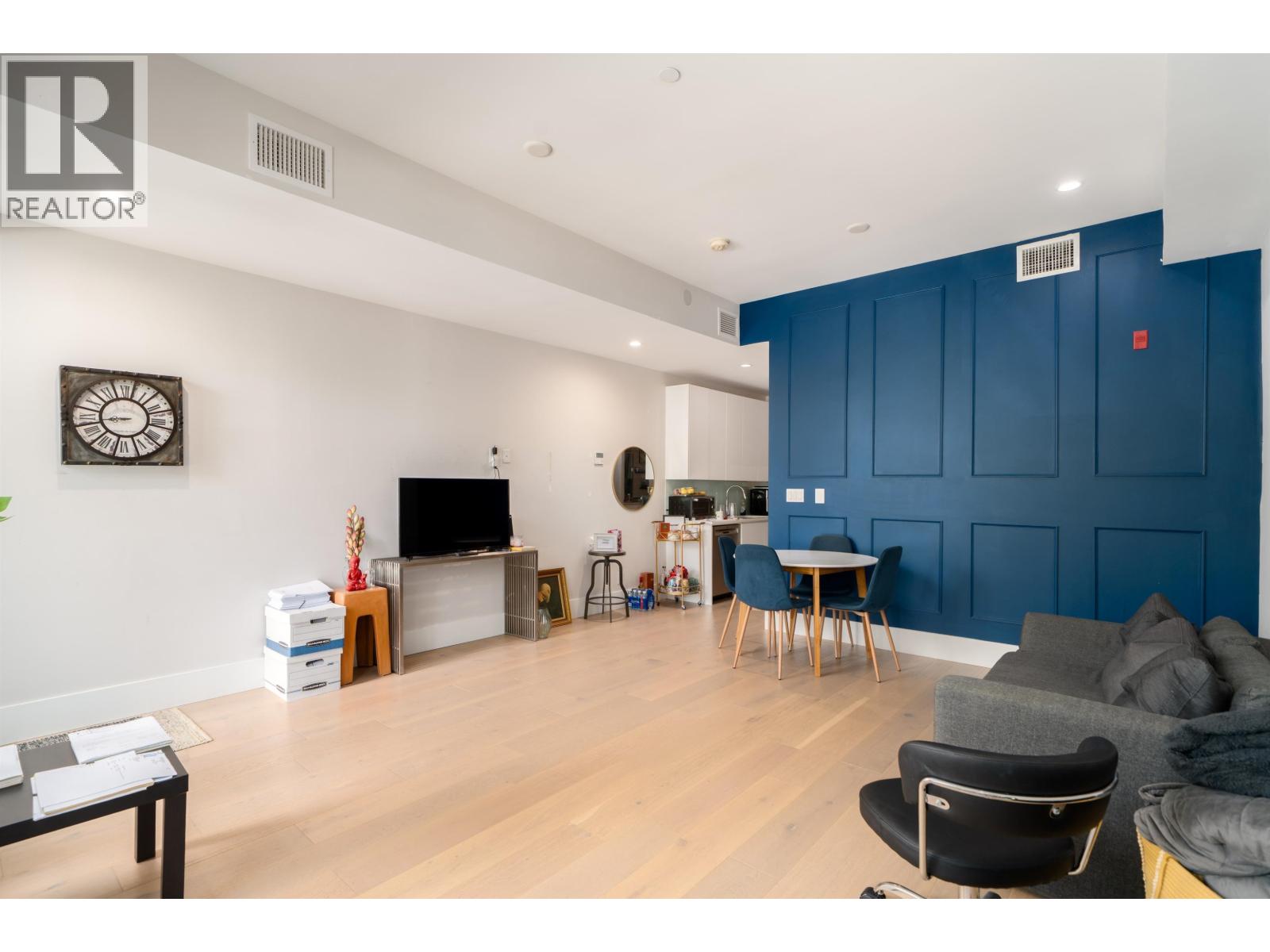 104 1591 Bowser Avenue, North Vancouver, British Columbia  V7P 2Y4 - Photo 15 - R3124054