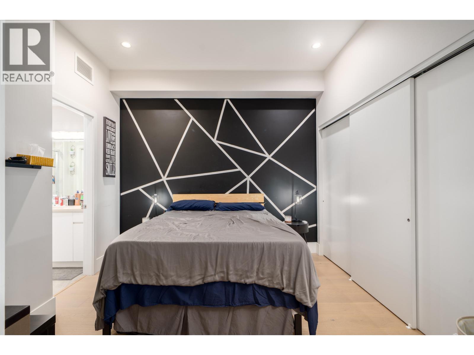 104 1591 Bowser Avenue, North Vancouver, British Columbia  V7P 2Y4 - Photo 16 - R3124054