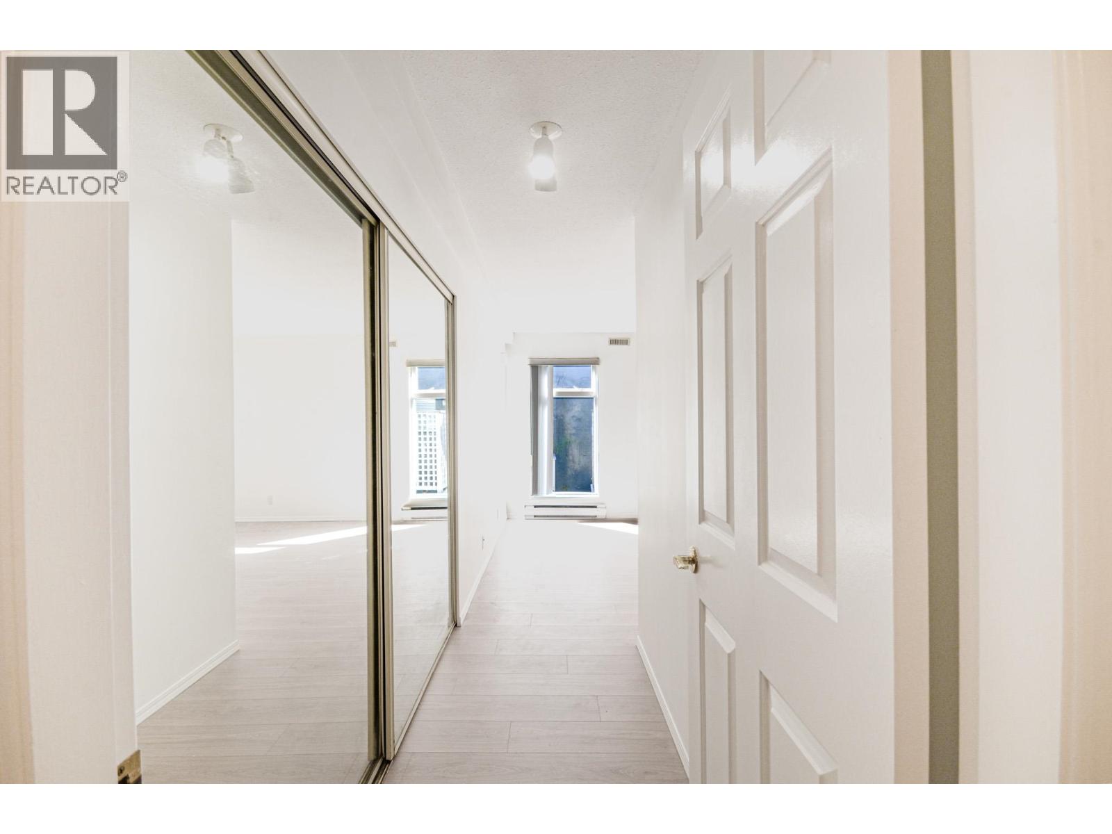 203 865 W 15th Avenue, Vancouver, British Columbia  V5Z 1R8 - Photo 8 - R3124061