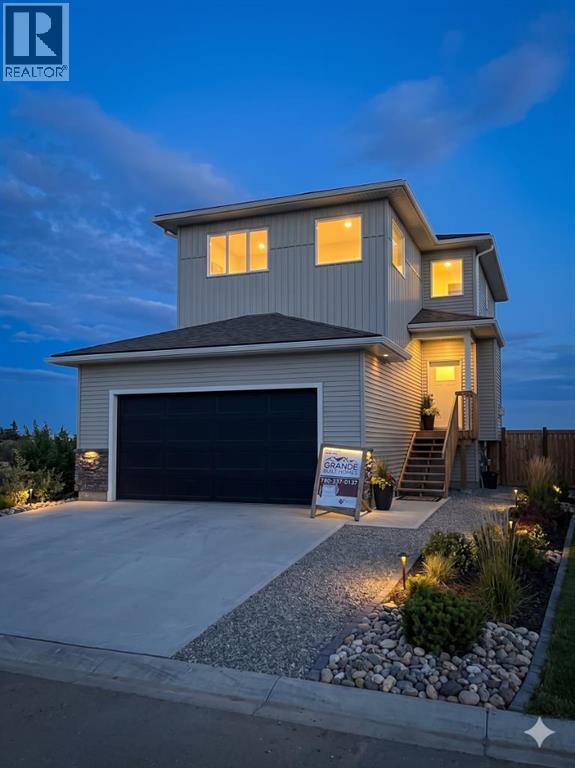 11402 107 Avenue, Grande Prairie, Alberta  T8V 6L7 - Photo 1 - A2298185