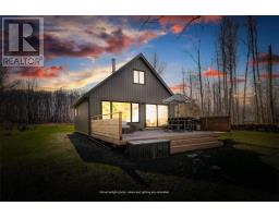 35 Maplewood Trail, Kagawong, Ontario